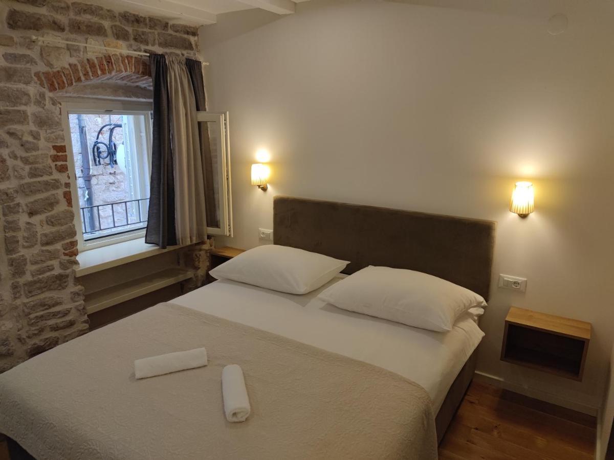 S-Rooms Σίμπενικ Εξωτερικό φωτογραφία